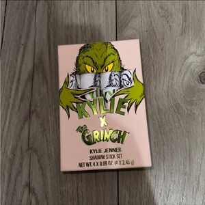 Kylie x Grinch Shadow Stick Set